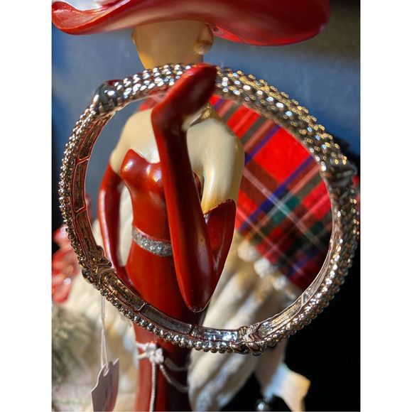 NWT 💎 SIMPLE AND SEXY SILVER RICA BEVELED BANGLE BRACELET GIFT - Picture 5 of 7